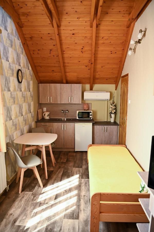Angéla Vendegház Hotel Tokaj Exterior foto