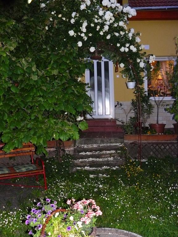 Angéla Vendegház Hotel Tokaj Exterior foto
